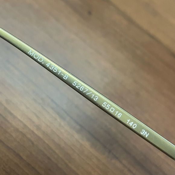 Versace sunglasses - Picture 4 of 5